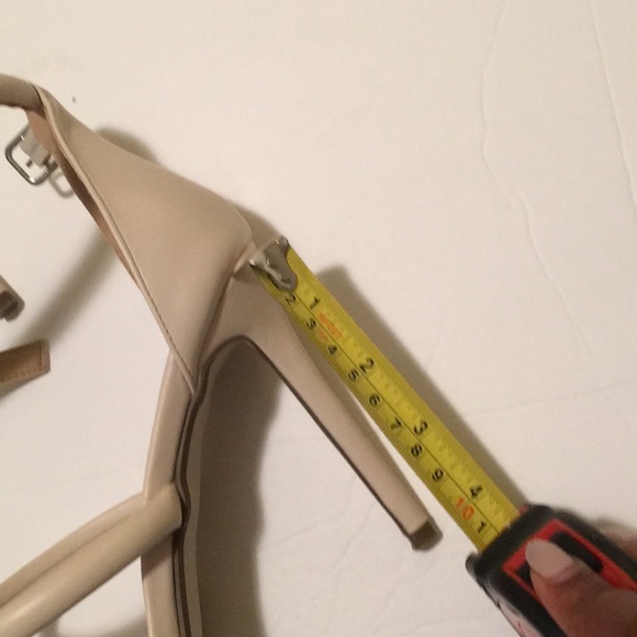 Missguided Barley there nude heels - Picture 5 of 5